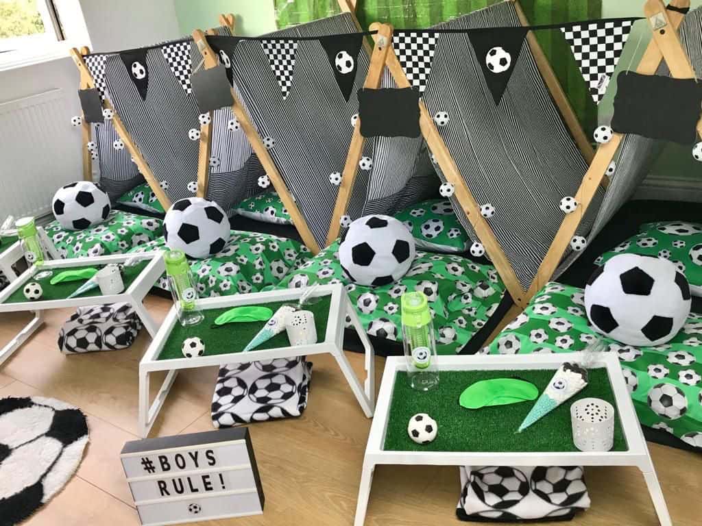 Tiny Tents The Super Sleepover Company gallery image 2